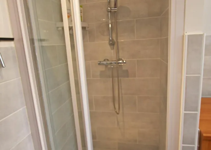 Apartmán T2 Renove Avec Cour Privee - Centre D'epinal, Proche Gare Et Commodites - Fr-1-589-265