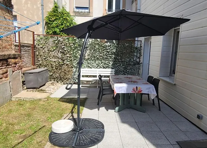 T2 Renove Avec Cour Privee - Centre D'epinal, Proche Gare Et Commodites - Fr-1-589-265 Apartmán *